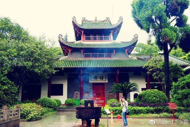 广东最灵验古刹，竟藏着罗汉木雕、千佛袈裟等稀世珍宝，叹为观止