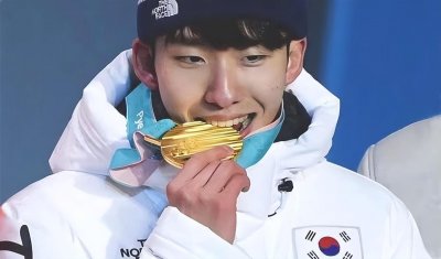 ​他是韩国短道速滑名将，因扒队友裤子受惩罚，被雪藏后加入中国籍