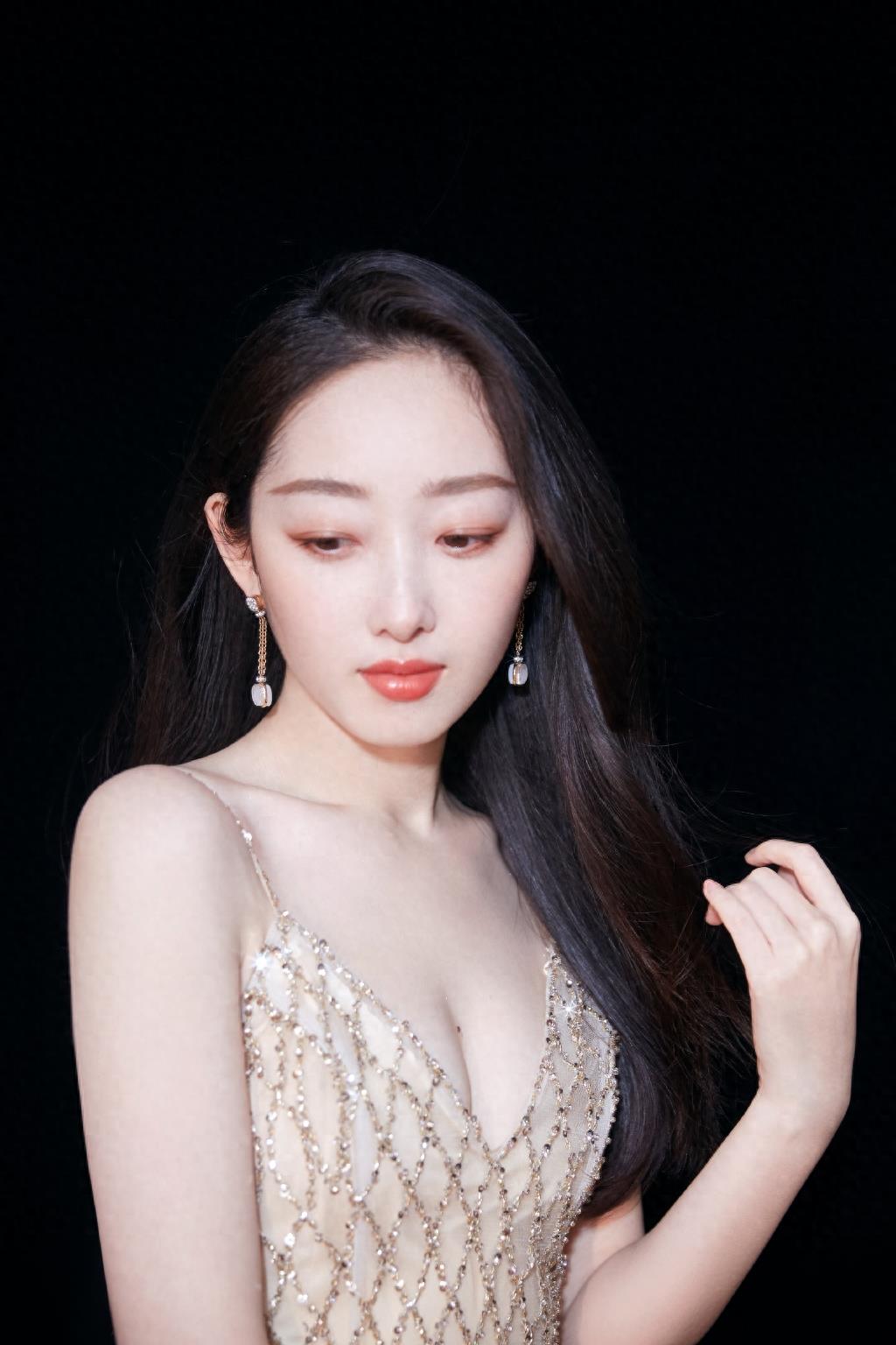 蒋梦婕-吹弹可破