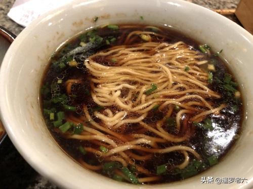 去南京怎能不品尝“南京大牌档”的美食？带媳妇吃一顿还不到百元
