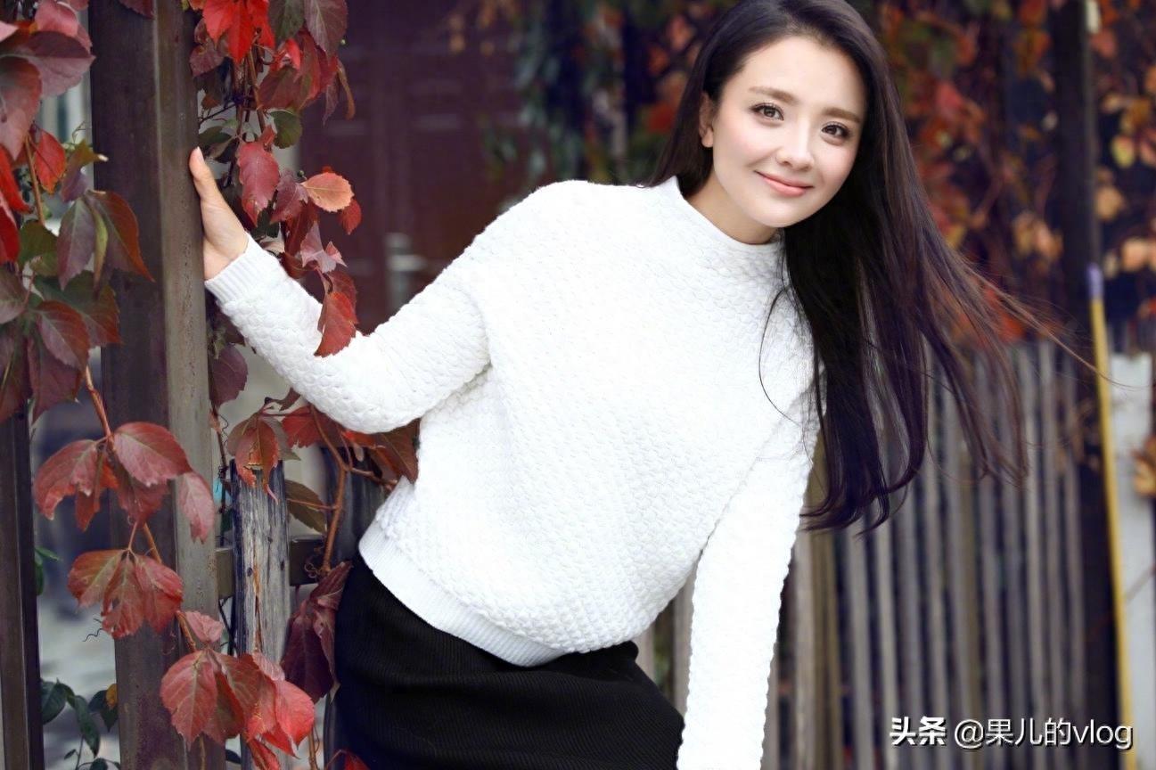 孙茜，出生于甘肃兰州，中国内地女演员。《甄嬛传》槿汐姑姑