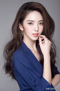 ​陈菲，有颜值有身材的她，为什么就是捧不红？