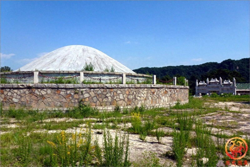 东北王张作霖墓地实拍：破败荒凉，张学良至死没能祭拜，抱憾终身