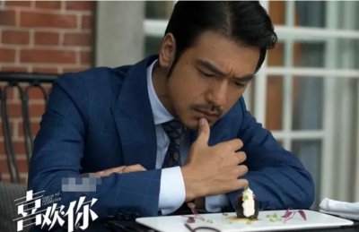 ​看到金城武24岁的照片，才懂得为什么陈冠希说金城武比他帅