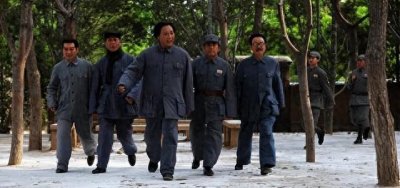 ​七届二中全会上，五大书记排名发生变化，刘少奇为何提到了第二位