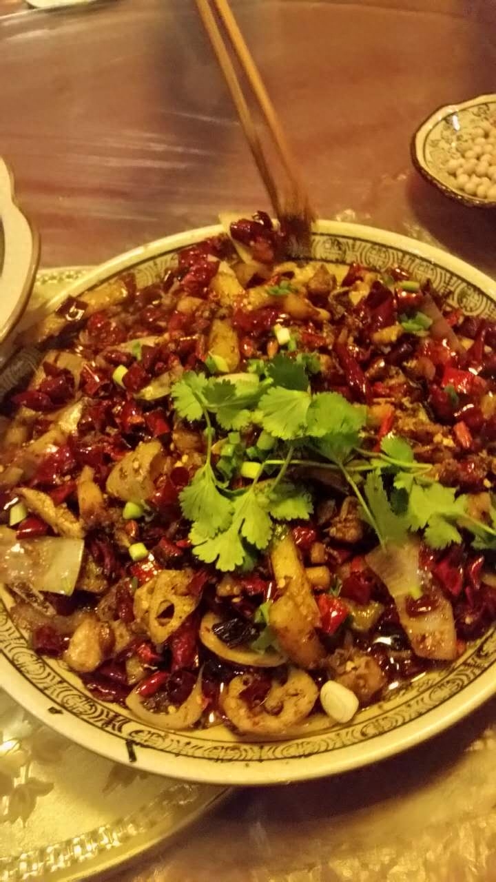 刚刚吃的自贡冷吃兔，这就是闻名全国的兔肉之城？