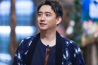 ​黄磊：娶学生孙莉，婚后连生三胎，如今儿子令他苦恼