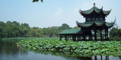 ​成都宝光桂湖文化旅游区