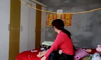 ​32岁留守妇女自述：丈夫常年在外打工，村里有些人经常无事献殷勤