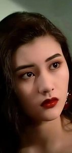 ​李嘉欣旧照美炸！惊艳时光的绝代风华