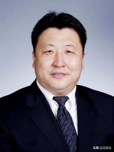 ​连娶3位徒弟，将奥运冠军变主妇，毁掉队员前途的他能有多离谱？