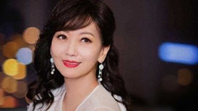 ​纪实“被遗忘”的女演员夏菁：年轻时貌美如花，如今56岁胖到认