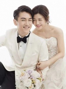 ​陈晓和陈妍希官宣离婚，九年婚姻再见，陈妍希爆料婚前婚后不一样