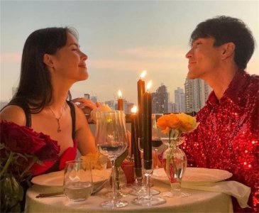 ​泰星Nadech透露情人节约会细节，表示向Yaya求婚要等Mark结婚以后