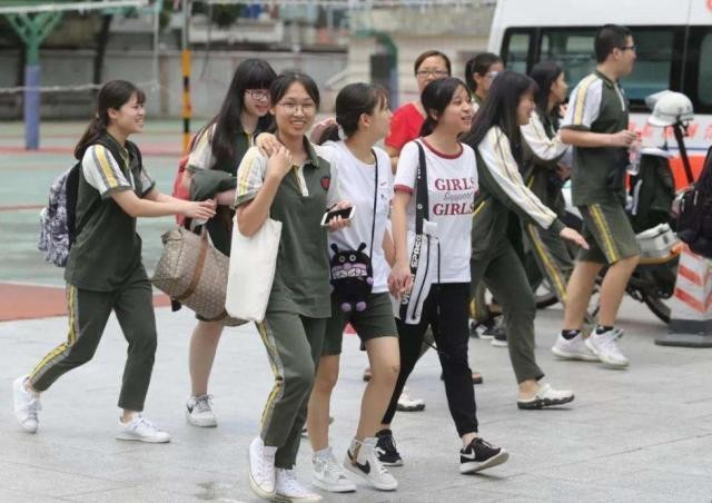 文科要比理科简单？文科生：怪自己当初太单纯，原来文科也不容易