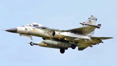 台湾自研的IDF战斗机,与“枭龙”战斗机相比,究竟孰优孰劣?