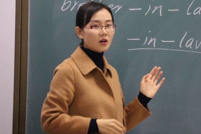 ​“后悔来深圳当老师”，清华毕业生坦言，放弃选调生或成终生遗憾