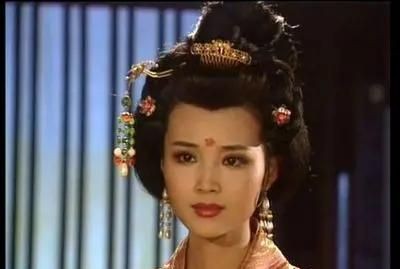 古代女生名字，古代的男人为什么取女人的名字？比如李莲英、曹雪芹、花容等？图8