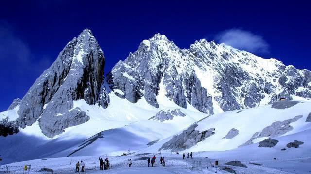 珠峰早就被人征服,为何玉龙雪山却没有人能登顶,你知道吗?