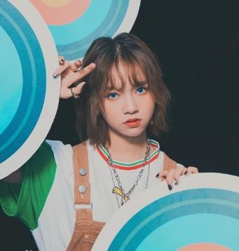 陈乐一的外表清新可爱,用努力与拼搏,不辜粉丝对她的期望