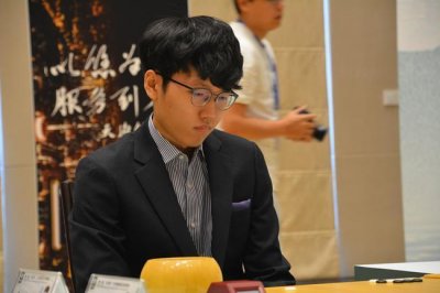 ​黄云嵩，力克第一人申真谞！