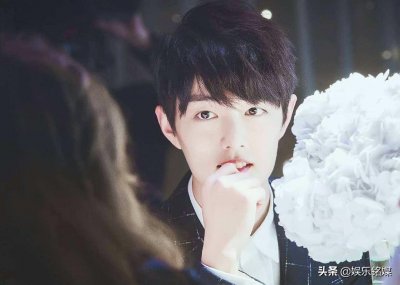 ​肖战、王一博趣事爆料，两人合作cp感十足，生活中也很甜