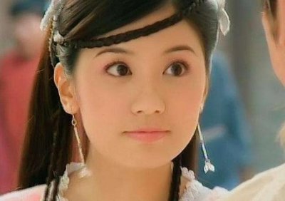 ​眼睛好看的4位女星，不仅明亮动人还自带美瞳，网友：是心动感觉