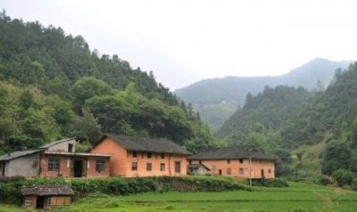 ​镜头下 | 大山里的光棍村