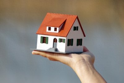 ​房产交易新手必看：这些小技巧让你事半功倍！