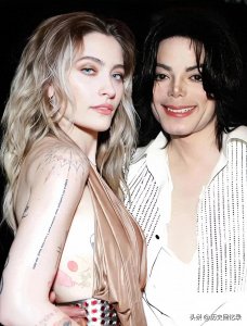 ​迈克尔杰克逊女儿订婚！为什么他女儿没遗传到他的黑人基因？