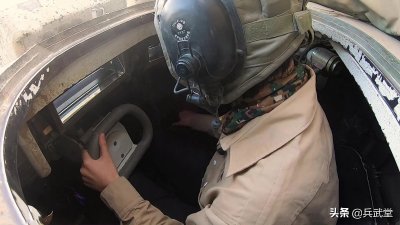 ​99A该升级99B了？内部设备已逊色外贸VT4，计算机自动化差异明显