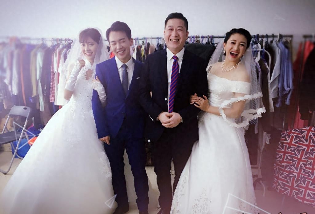 郭德纲爱徒张鹤伦，曾遭德云社淘汰，如今人气不输岳云鹏