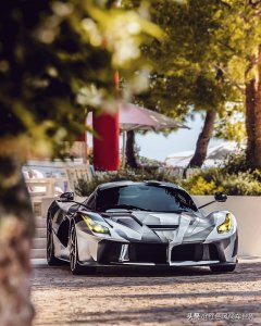 ​三大神兽之一 身披“迷彩装”法拉利 LaFerrari 超级跑车图赏