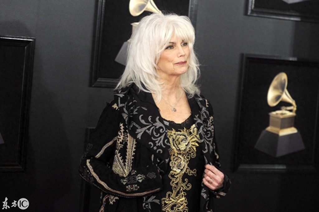 2018格莱美颁奖典礼现场，红色礼服惊艳现场！