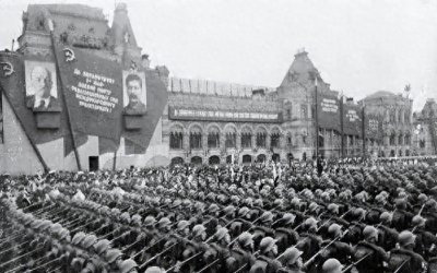 ​苏联肃反运动有多可怕三名元帅被杀，4万高级军官遭清洗！