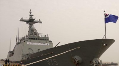​韩国海军舰艇编队抵达上海，开启为期四天访华活动