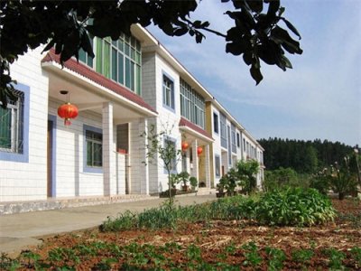 ​位于湖北省咸宁市的嘉鱼县和通城县