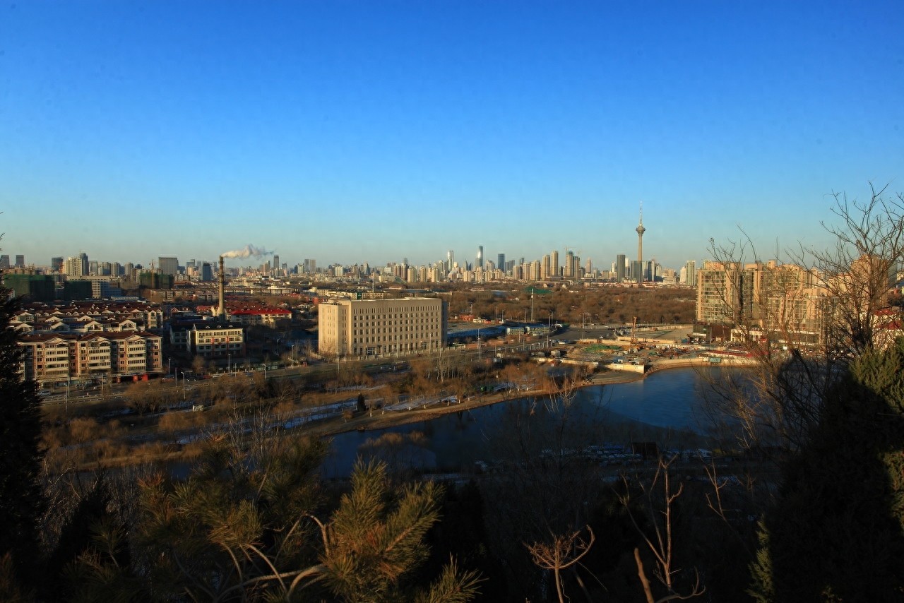 南翠屏公园位于天津市南开区境内、市区西南部