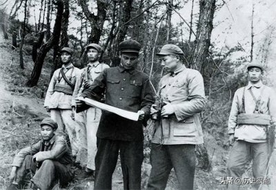 ​八路军129师为何是三个师中最能打的？源于这两个原因