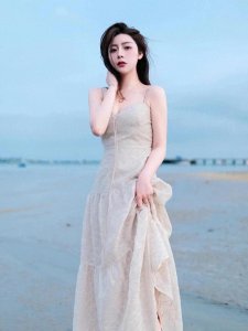 ​海边拍照动作，学这9个，海边拍照自然上镜出片、有氛围感