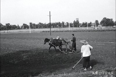 ​泪目，这些童年老照片只有农村70后80后才能懂的，已成永久的回忆