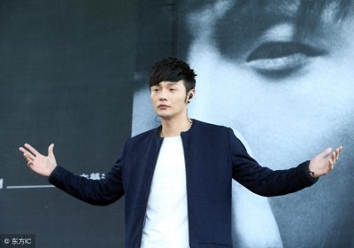 ​李荣浩乘高铁丢失ipad,深夜发文求助网友