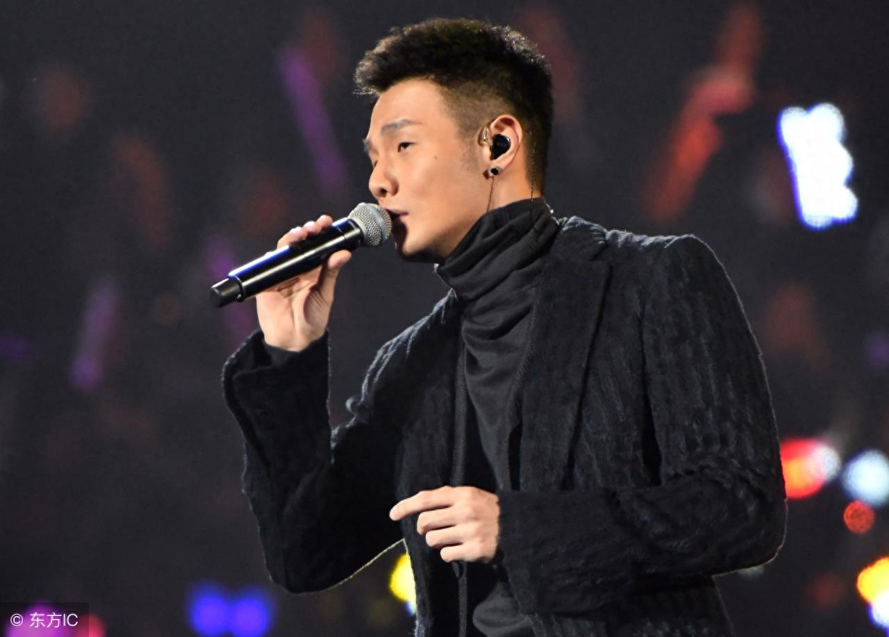 李荣浩乘高铁丢失ipad,深夜发文求助网友