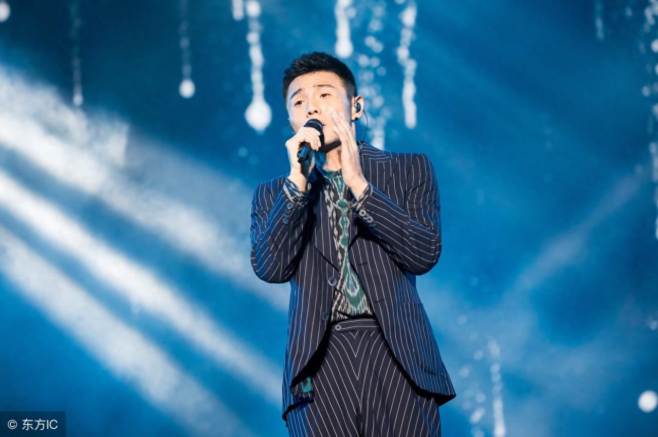 李荣浩乘高铁丢失ipad,深夜发文求助网友