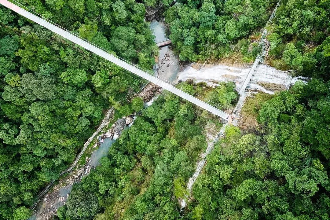 喜报！郴州首座玻璃桥建成，就在汝城九龙江国家森林公园