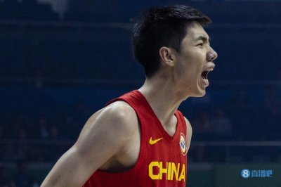 ​段冉：这场胜利极其重要 好在来得不算太晚 进奥运目前还有机会！