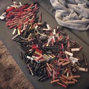 ​口红档次排名：CL稳居第一，MAC沦为三线档次，芦丹氏意外上榜