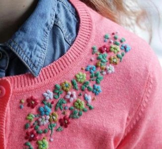​家里的旧毛衣，绣上花花草草，出来后真的与众不同！附刺绣针法