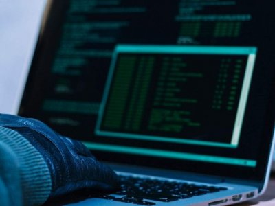 ​只知道姓名，该如何找到人呢？