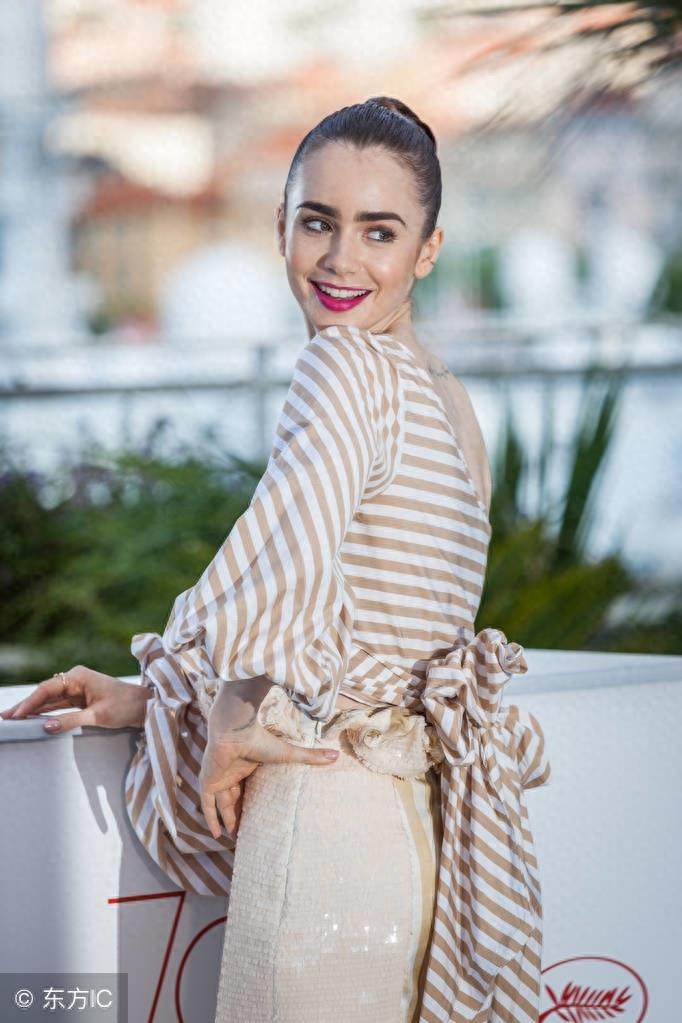 莉莉·柯林斯（Lily Collins）